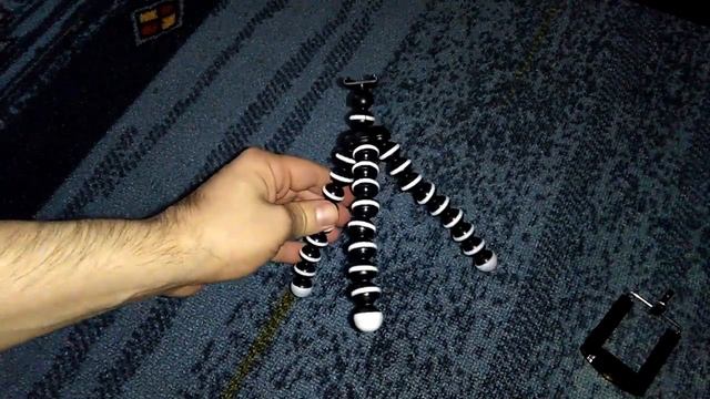 Мини штатив осьминог - Mini Octopus Style Mobile Phone Stand Flexible Tripod смотреть онлайн