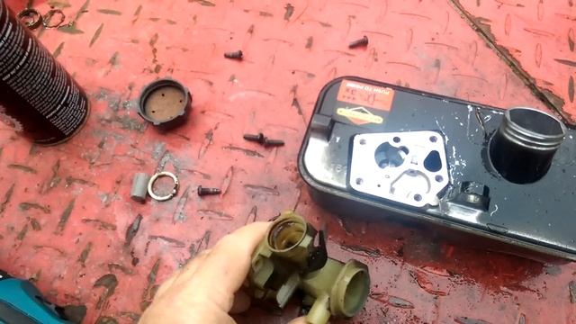 Smoky 500 Series Briggs & Stratton смотреть онлайн