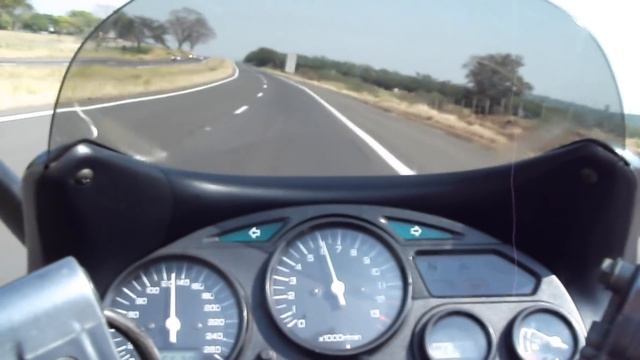 suzuki-GSX750F(sobrou motor) смотреть онлайн