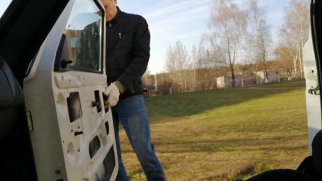 НИВА С ТОРГОВ. ЗАМЕНА ЛИЧИНКИ В ЗАМКЕ ДВЕРИ. Часть 1 смотреть онлайн