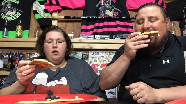 Mantia's Pizza Review смотреть онлайн