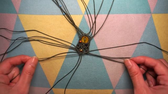 Macrame bracelet tutorial | How to make boho-chic macrame bracelet | DIY macrame jewelry смотреть онлайн