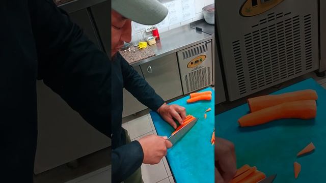 КАК НАРЕЗАТЬ МОРКОВЬ #морковь