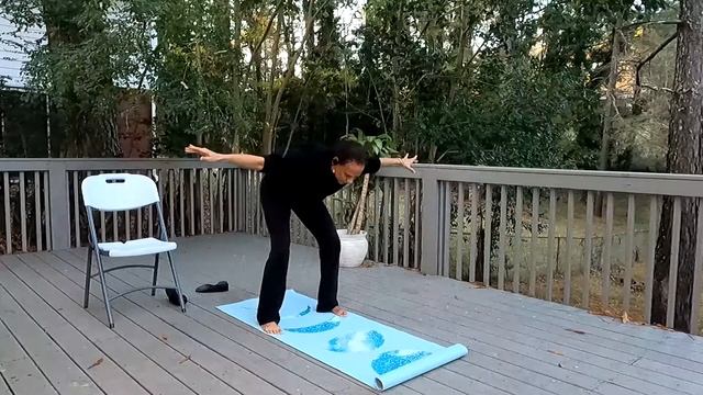 DT3: Instructional Dance Video _ Stretching смотреть онлайн