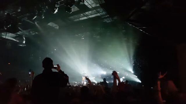 Макс Корж - Небо поможет нам (акустика) (30.12.2017, Санкт-Петербург, A2 Green Concert) смотреть онлайн