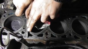 Течь из под прокладки гбц причины