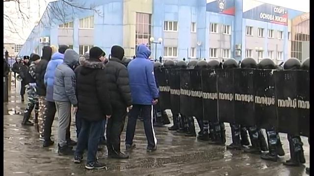 Рязань Тренировка пресечение массовых беспорядков у стадиона смотреть онлайн