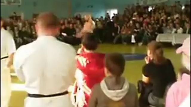 Как об Сергея Бадюка сломалась палка и фотоаппарат))) смотреть онлайн