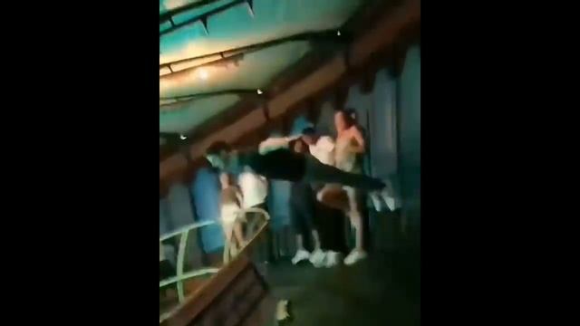 Guy Spin 0 Gravity - Interstellar Meme - ComeOnTars! смотреть онлайн