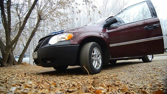 Dodge Caravan 2002. Работа двигателя с оторванным катализатором. смотреть онлайн