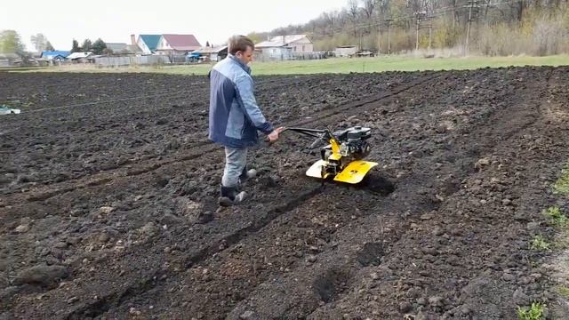Весенние заботы. Подарок мужу.Обкатываем мотоблок. смотреть онлайн