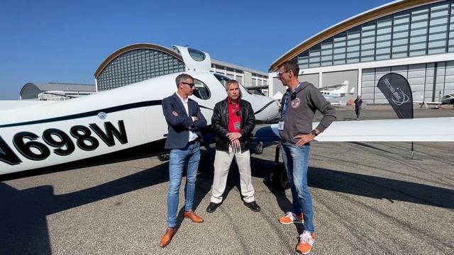 INTERVIEW | Evolution Aircraft joins forces with JMB смотреть онлайн