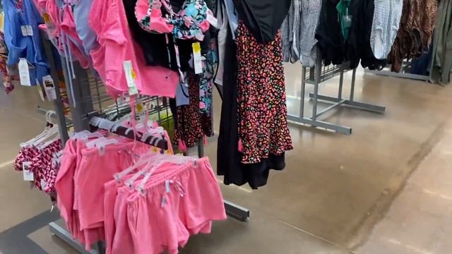 Закупка к школе/Обзор игрушек от 3-6 лет по просьбе зрителя/Волмарт Мега супермаркет в США смотреть онлайн