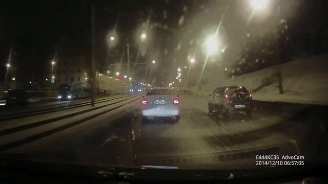 Поездки по Череповцу №92. Раннее утро. Часть 1_2 смотреть онлайн