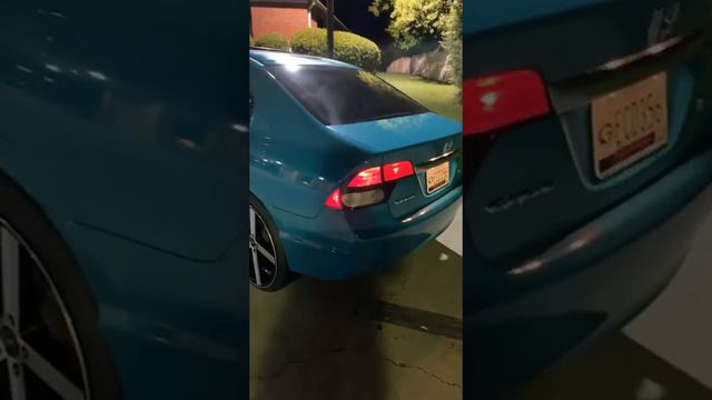 Honda Civic on 22s смотреть онлайн