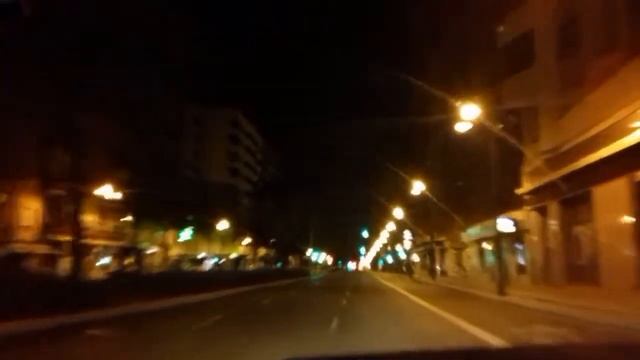 Поездка с таксистом по ночной Валенсии,Испания Красоты Валенсии из окна такси Путешествия и туризм! смотреть онлайн