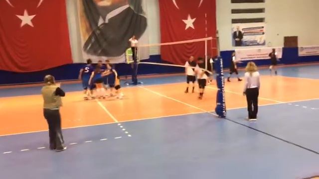 Kocaeli üniversite hastanesi voleybol takımı Serpil Hoca koü hastane смотреть онлайн