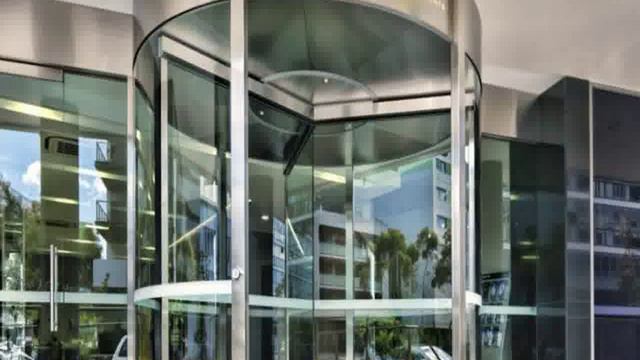 Южный Уэльс, Сидней - Meriton Serviced Apartments - Zetland смотреть онлайн