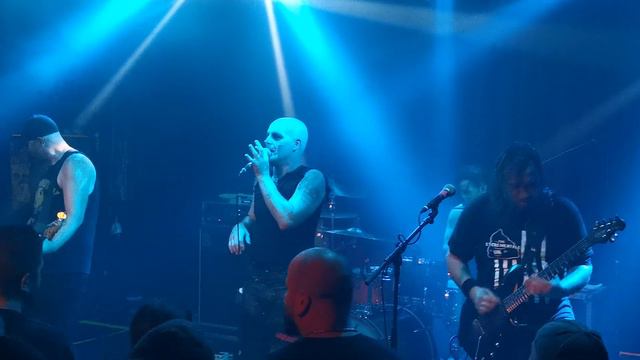 Michale Graves - Crying On Saturday Night 31.07.2019 смотреть онлайн