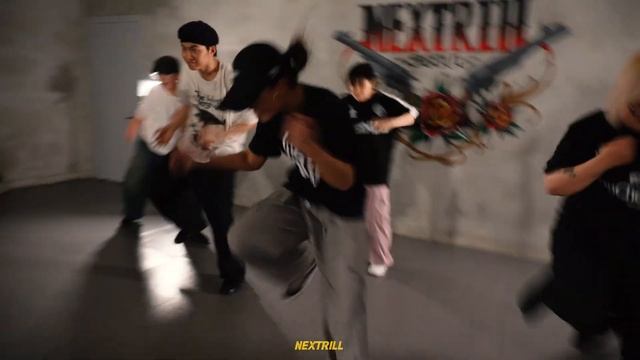 Tal M. Klein - Neptune's Minty Trident / KIMMY [Locking] смотреть онлайн