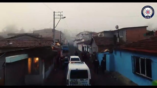 Çorlu Kore Mahallesine Şafak Operasyonu смотреть онлайн