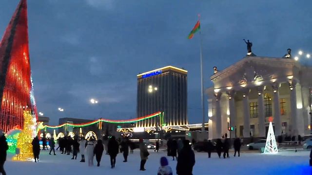 ГЛАВНАЯ ЁЛКА ГОМЕЛЯ. БЕЛАРУСЬ 2024 ГОД смотреть онлайн