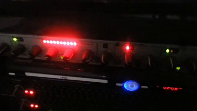 Mixer Pro Fx 16 Sound QueeN 16 Chanel + efek смотреть онлайн