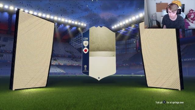 PACKER 10 ICONS I WORLD CUP MODE! FIFA 18 ULTIMATE TEAM DANSK смотреть онлайн
