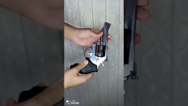 357 magnum revolver смотреть онлайн