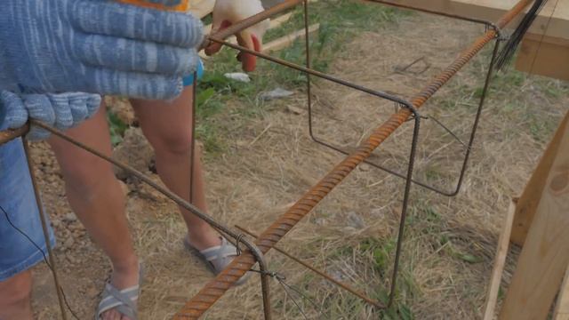 Как вязать арматуру | Каркас для фундамента своими руками смотреть онлайн