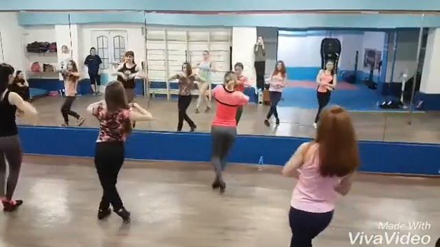 Как проходят вечера владивостокских девчонок. VLADIVOSTOK. смотреть онлайн