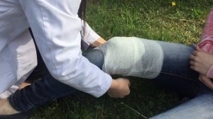 Расходящая черепашья повязка на коленный сустав