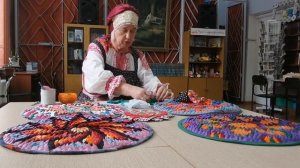 Мастер - класс по изготовлению лоскутных ковриков - кругляшей "Оригинальное шитьё из треугольников"