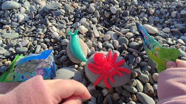 Новые стики малс, такие ещё не попадались. Распаковка на море.