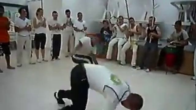 Capoeira cordão de ouro instrutor Indio смотреть онлайн