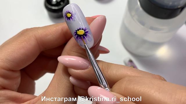 Цветы на ногтях 💐 смотреть онлайн