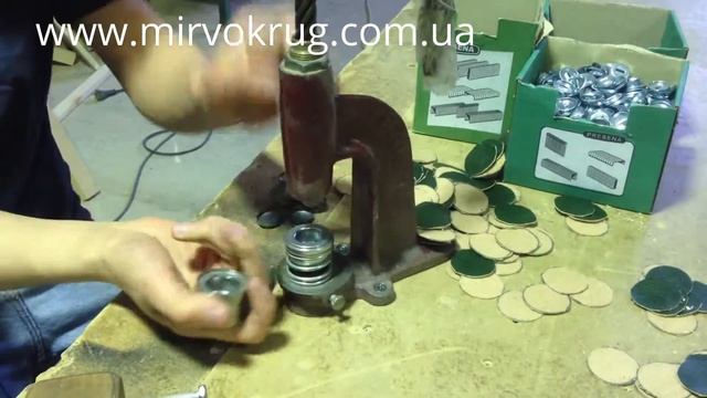 Изготовление пуговиц на мягкую мебель смотреть онлайн