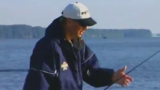 Largemouth Bass Fishing with Kevin VanDam on Kentucky Lake смотреть онлайн