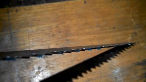 Нарезка новых зубцов и заточка пилы по дереву