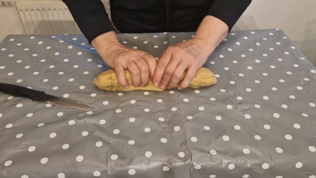 ЦАРСКИ СЛАДКИ - хрупкаво маслено тесто и плънка от целувчено - орехова смес смотреть онлайн