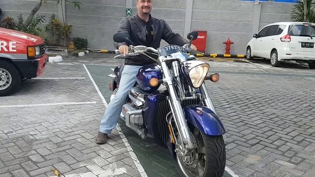 Honda Valkyrie NBX Rune 1800cc 6 Cylinder смотреть онлайн