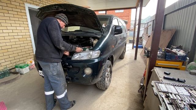 Hyundai Starex H1 4x4, трос капота, зеркало, шланги, новости смотреть онлайн