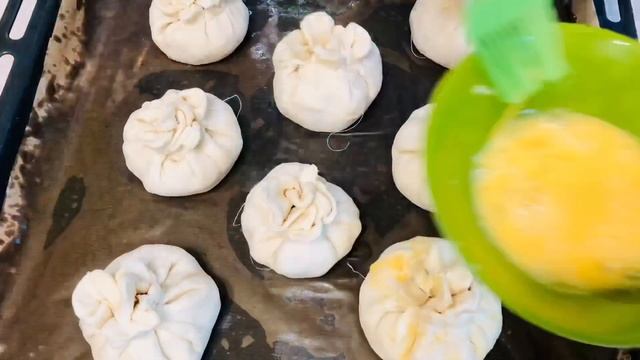 Хрустящие мешочки из слоеного теста с горбушей?