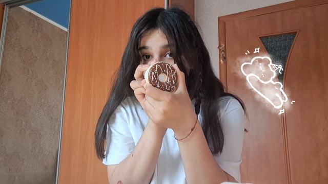 Новинки КОСМЕТИКИ ? от золотого яблок?? палетка, тушь, блеск.