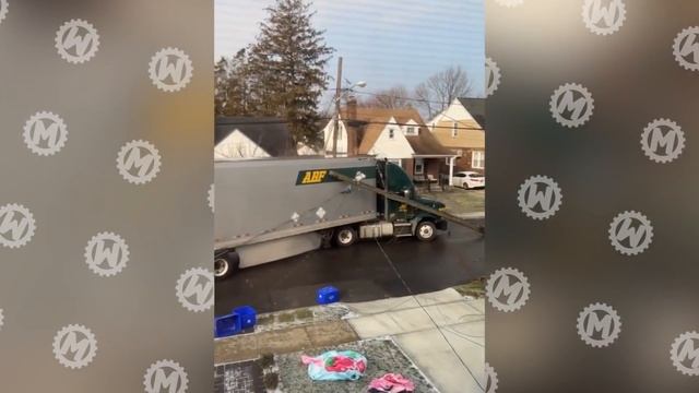 45 Невероятных Моментов на Дорогах, Снятых на Камеру