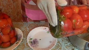 СОЛЕНЫЕ ПОМИДОРЫ ? В БАНКАХ НА ЗИМУ. РЕЦЕПТЫ СОЛЕНЬЯ