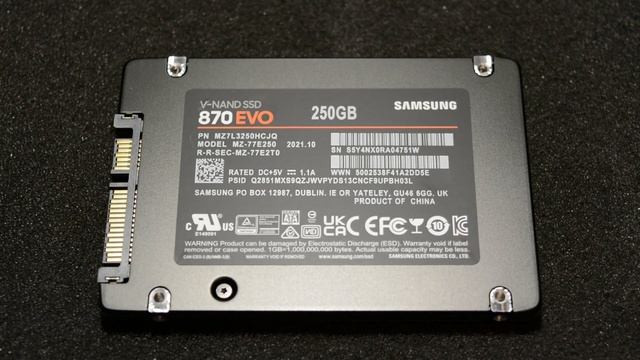 Интермедия: твердотельные накопители (SSD). Часть 1 смотреть онлайн
