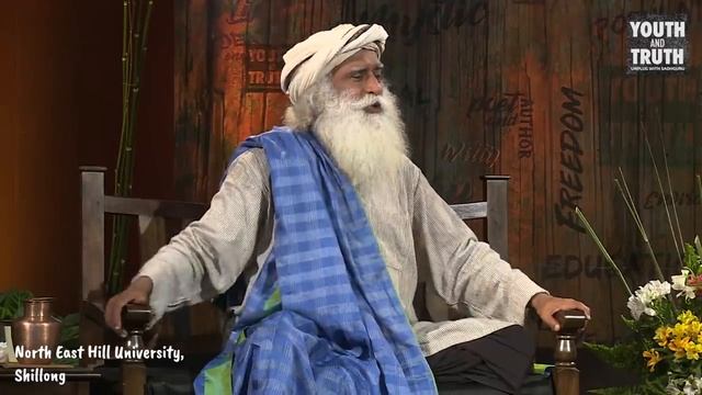 How Do You Tell A Girl You Love Her? Sadhguru Answers смотреть онлайн