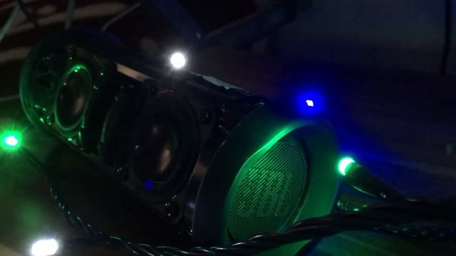 Тест на басс колонки JBL Flip 4 смотреть онлайн