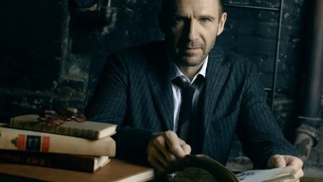 "Rikki Tikki Tavi" by Rudyard Kipling (read by Ralph Fiennes) [excerpt] смотреть онлайн